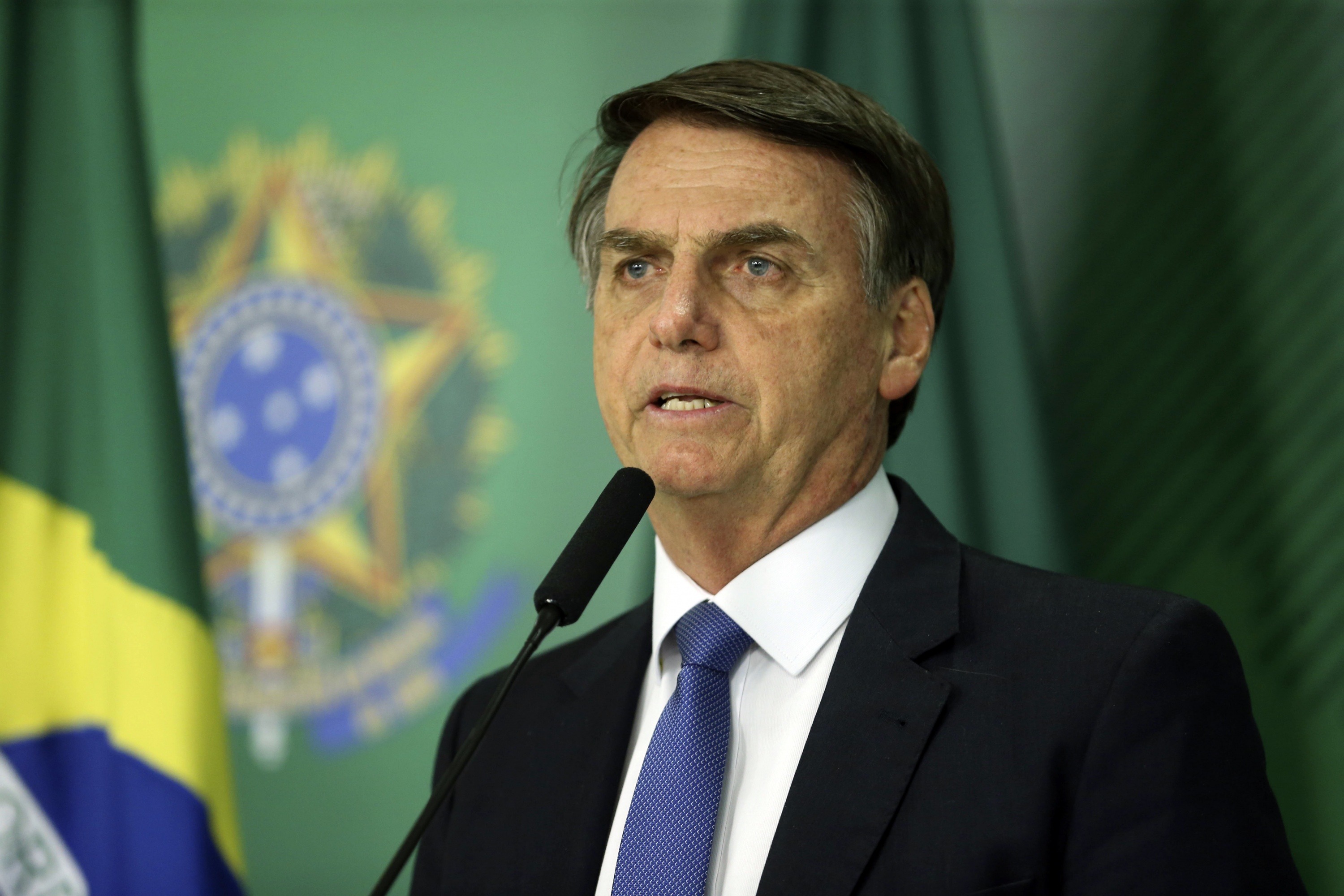 Bolsonaro sanciona lei de criação da Empresa Simples de Crédito