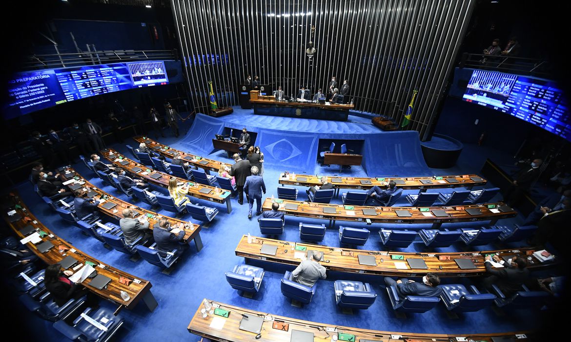 Senado aprova projeto que favorece governo em votações no Carf